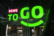 REWE to Go eröffnete im Münchner Hauptbahnhof am 29.01.2015 (©Foto: Martin Schmitz)