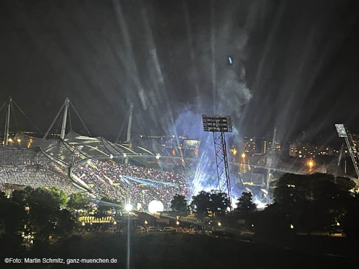 Impressionen The Weeknd @ Olympiastadion München 2023 (©Foto: Martin Schmitz)